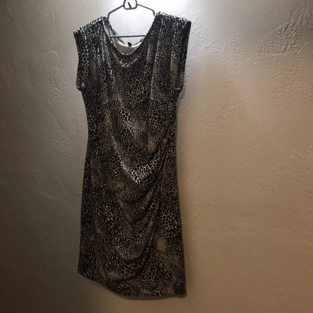 Ann Taylor, flattering, animal print dress.